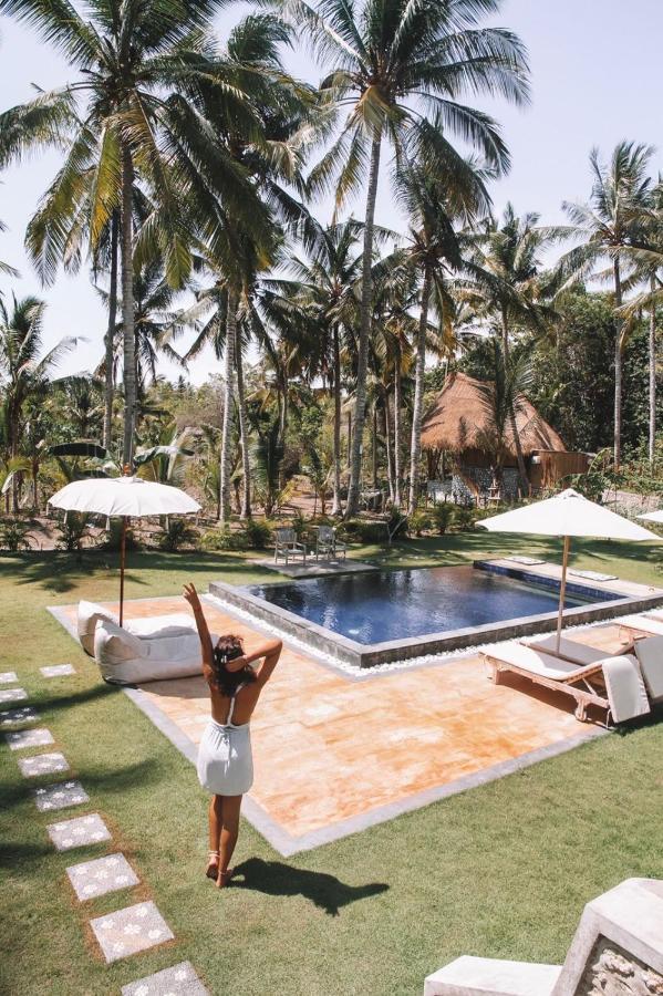 La Royale Romantic Bamboo Villas Klungkung Exteriör bild